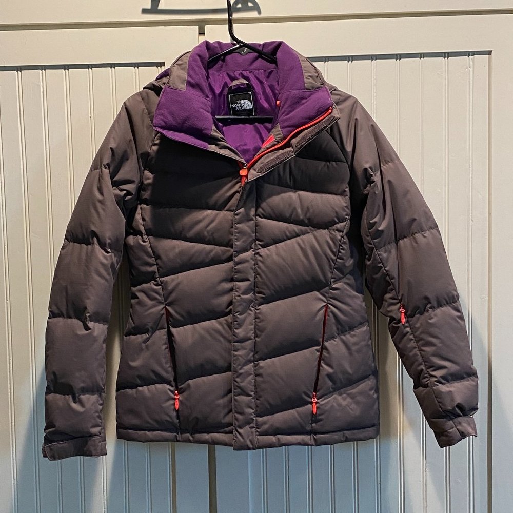 The North Face 550 Down Jacket - Size Small
